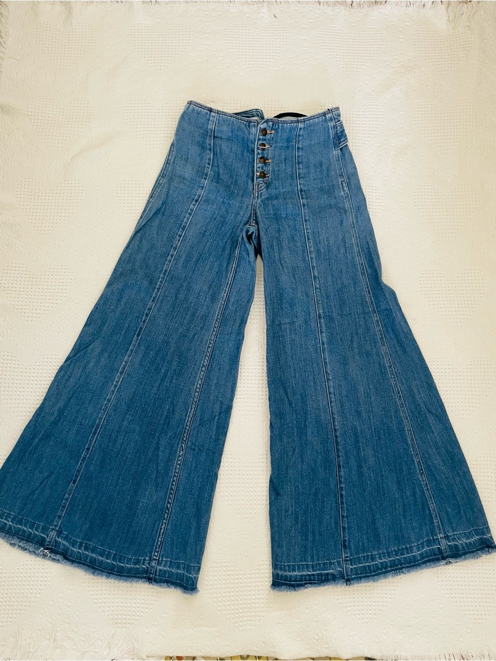 Free People Wide Leg Jeans Size 25 Button Fly Bell Bottom Raw Hem Buckle Back
